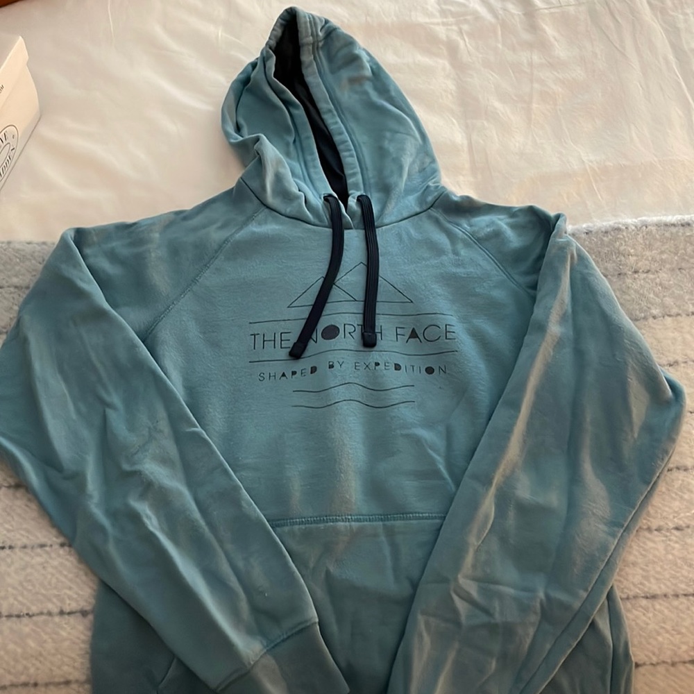 Women’s North Face Sweatshirt